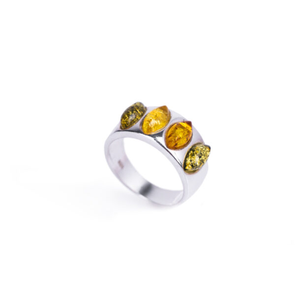 Glory silver ring with amber